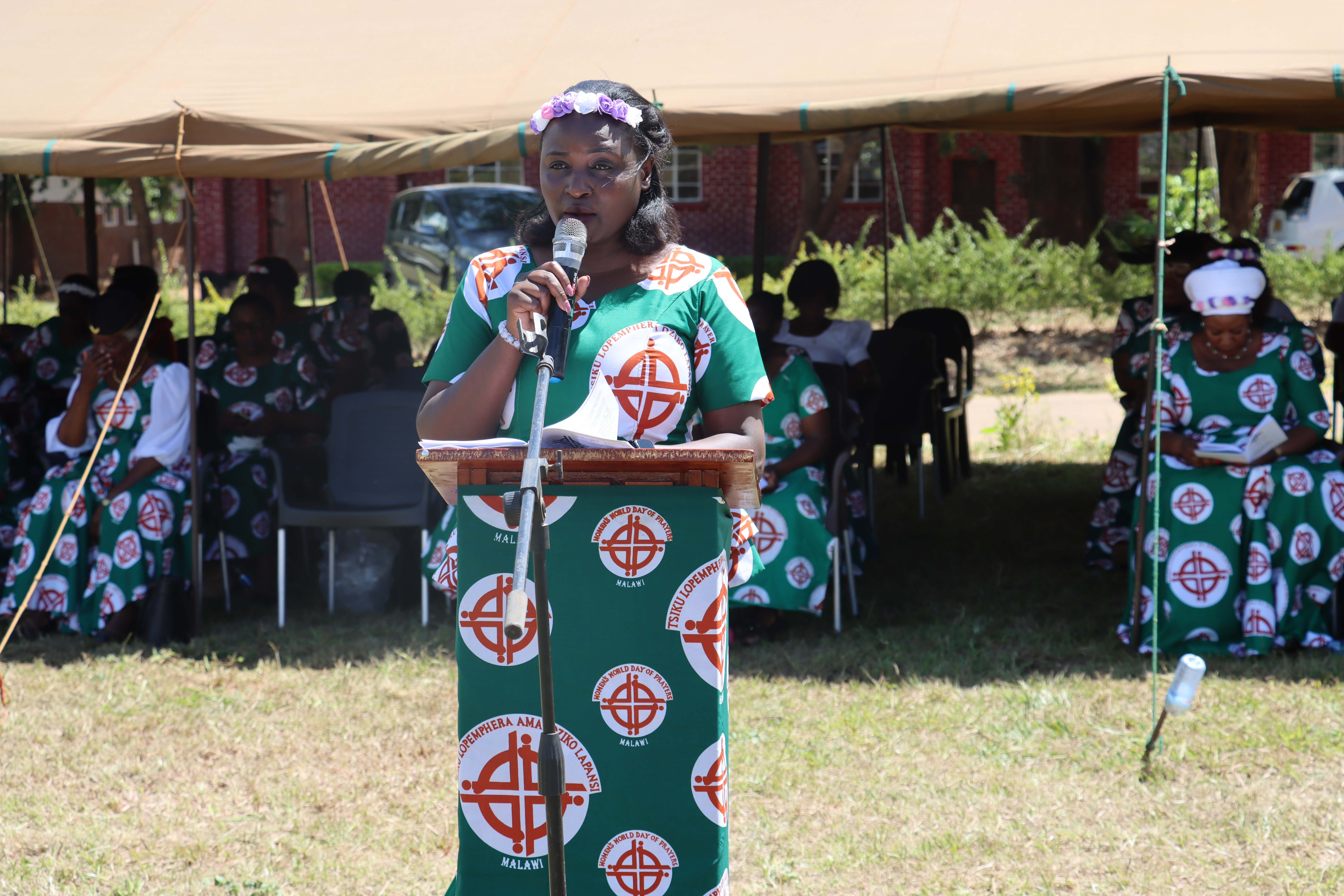 Commissioner of Police Mrs Barbra Mchenga Tsigha delivering speech 